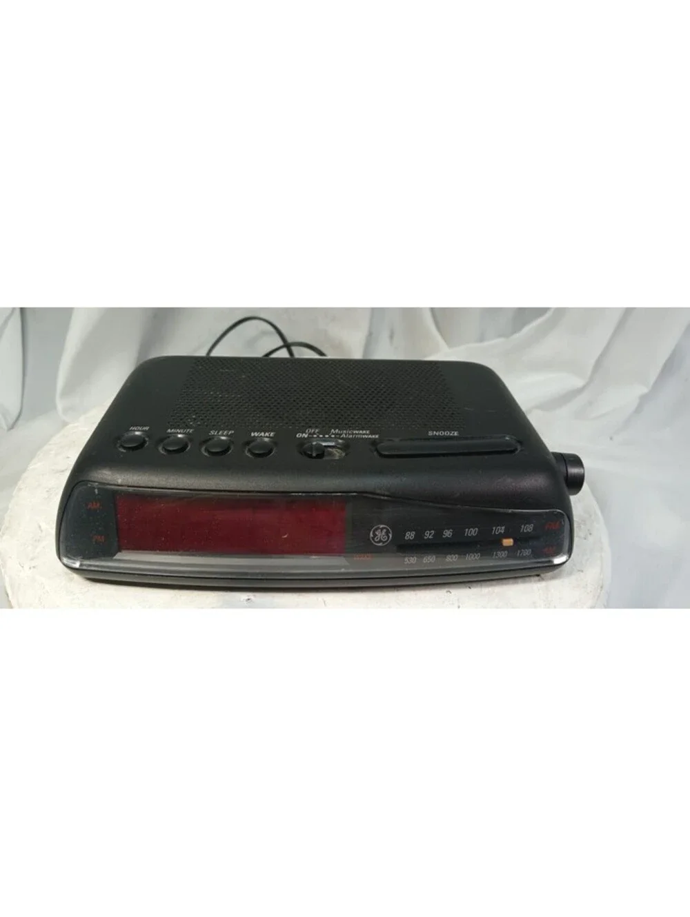 GE 7-4817B Digital AM/FM Alarm Clock Radio Black LED Display Tested Working